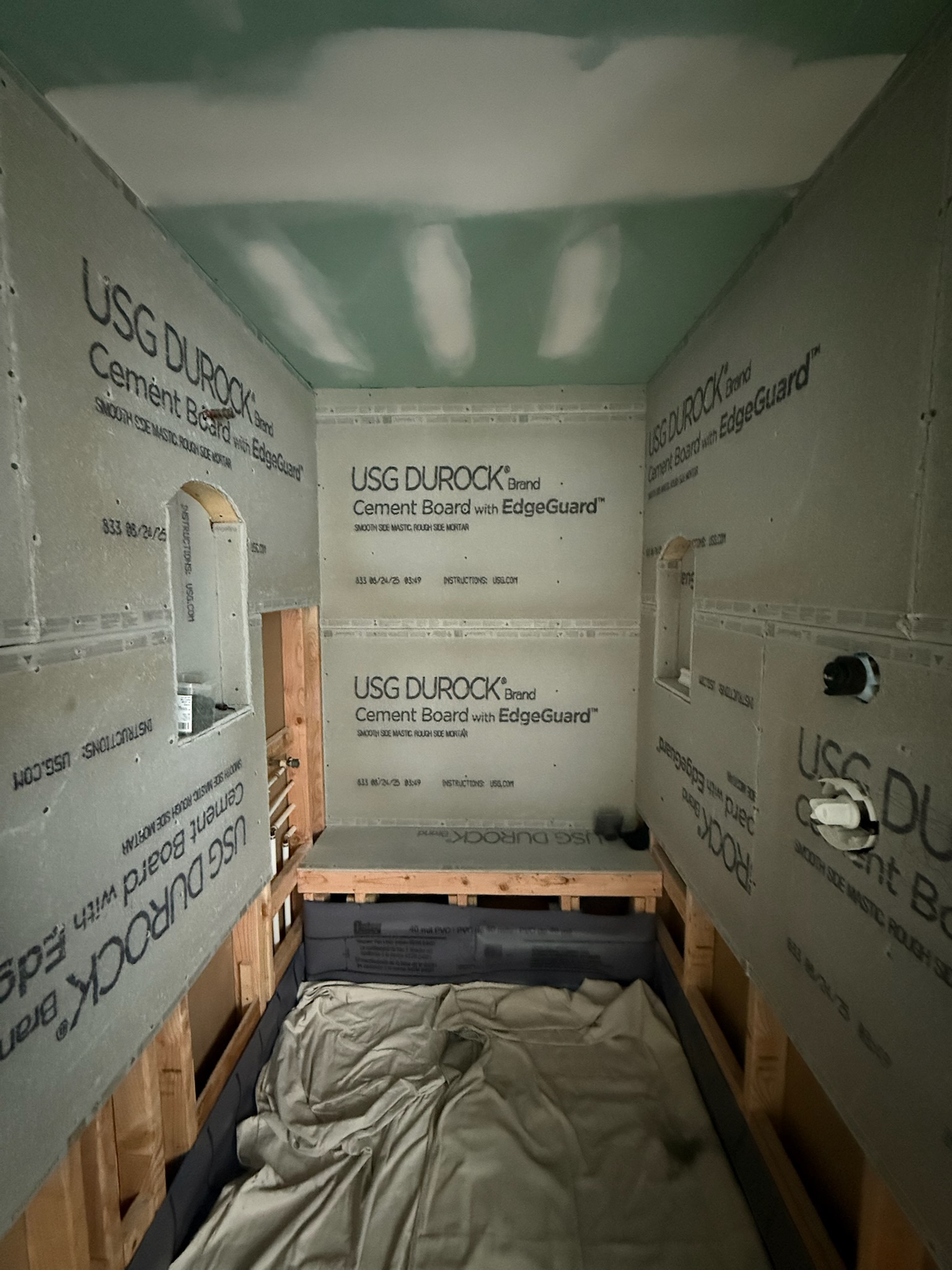 Bathroom Durockprep - Photo 4