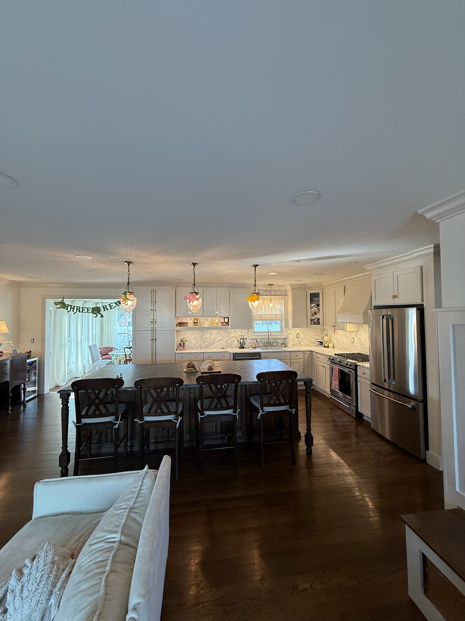 Bathroom Marble Walkin - Photo 11