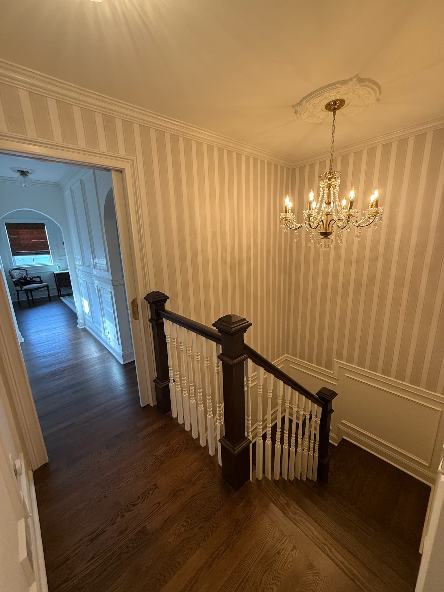 Bathroom Marble Walkin - Photo 14