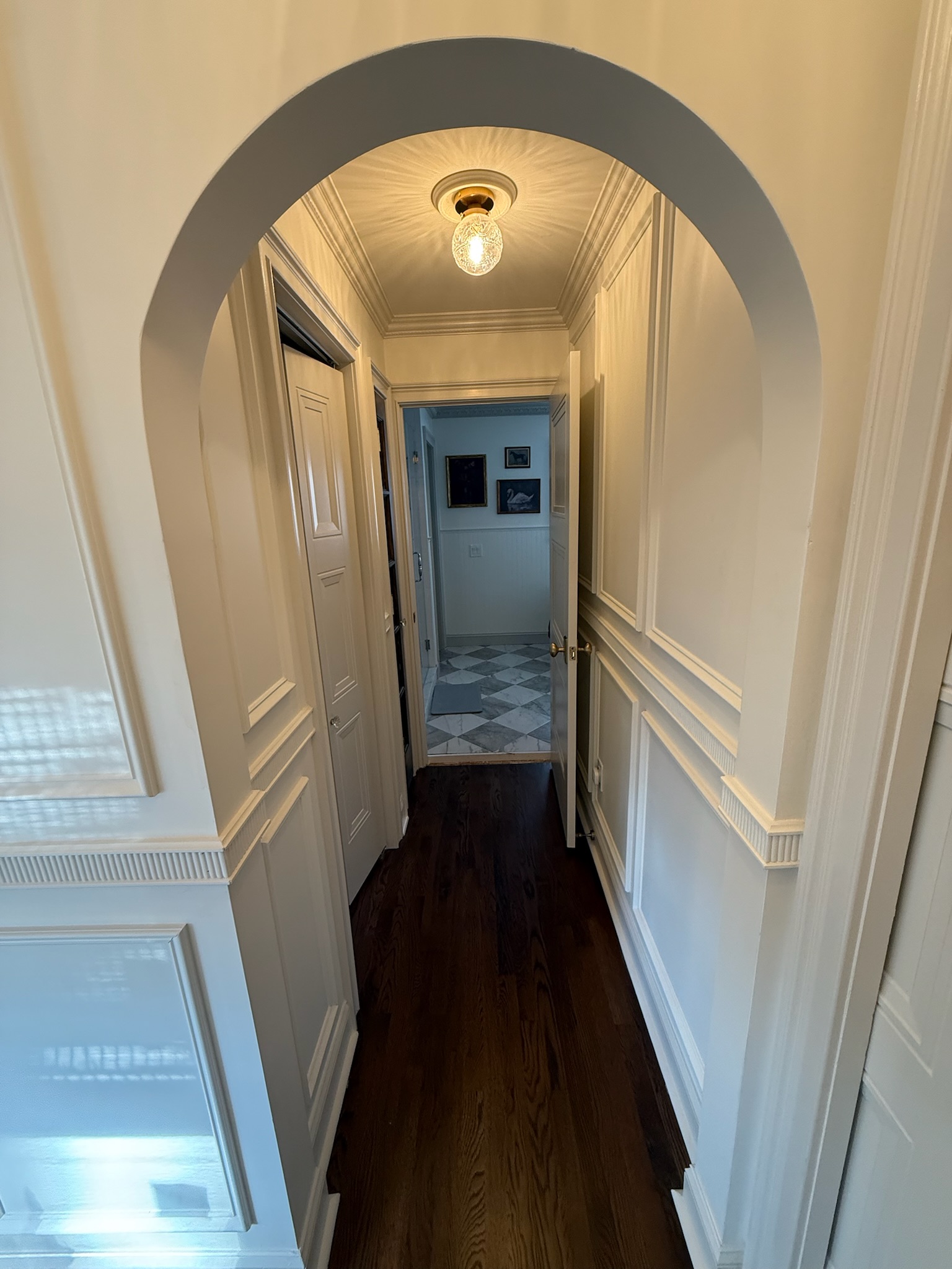 Bathroom Marble Walkin - Photo 15