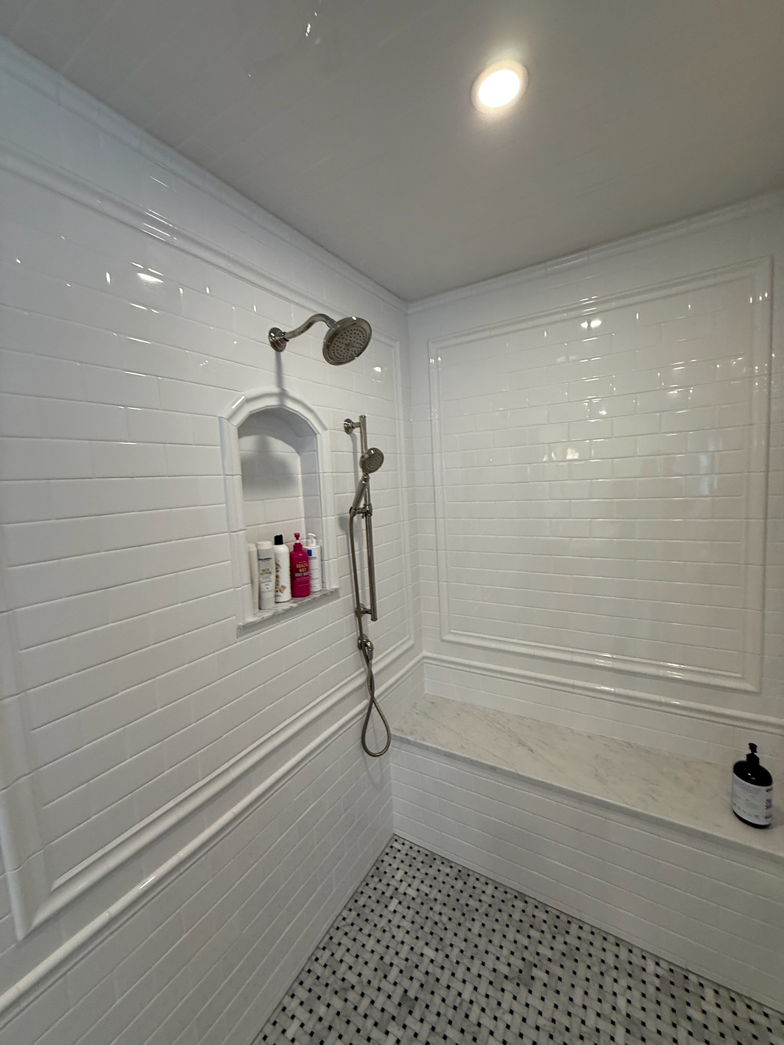 Bathroom Marble Walkin - Photo 31