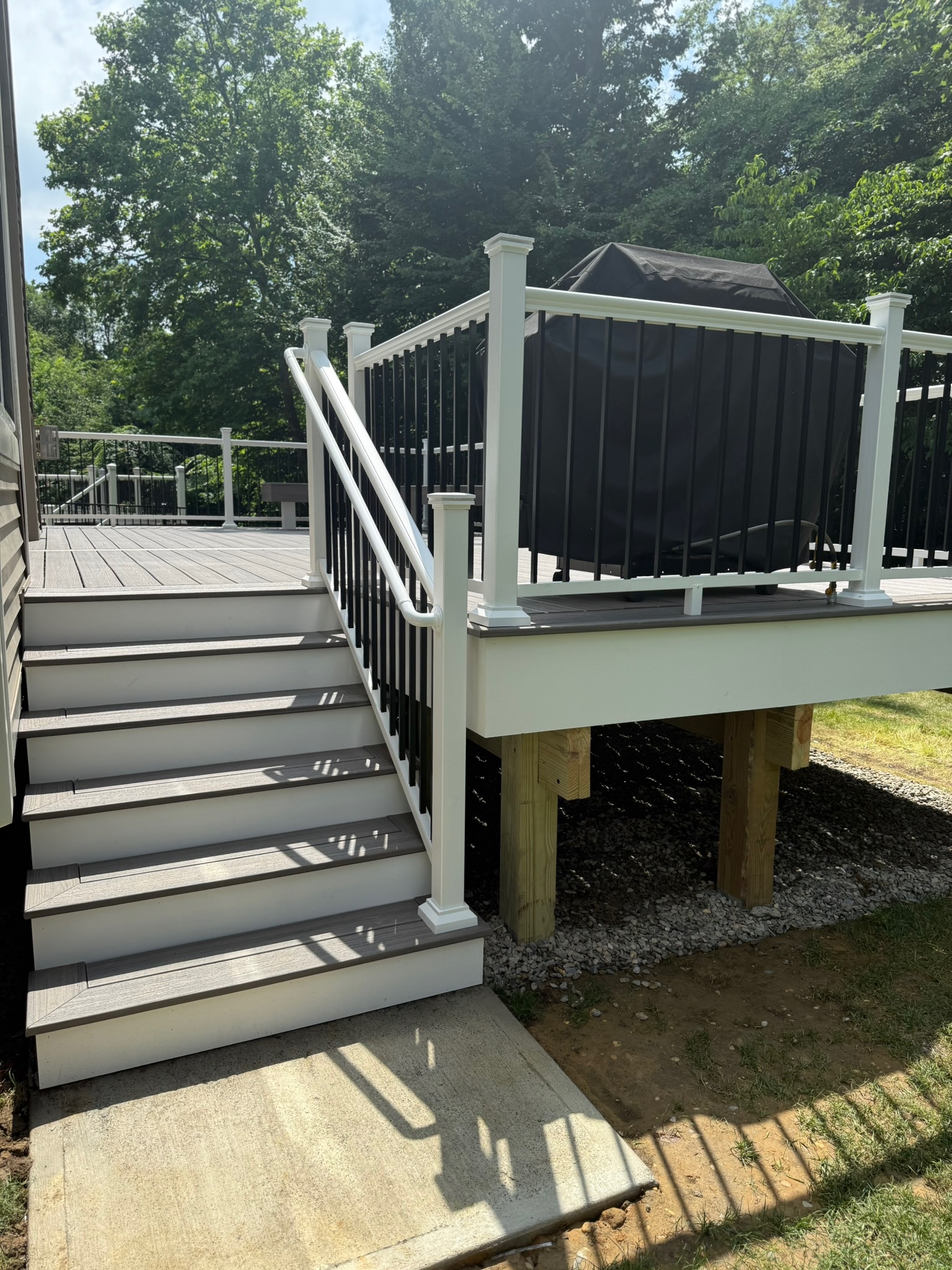 Deck Jlmsign Complete - Photo 12