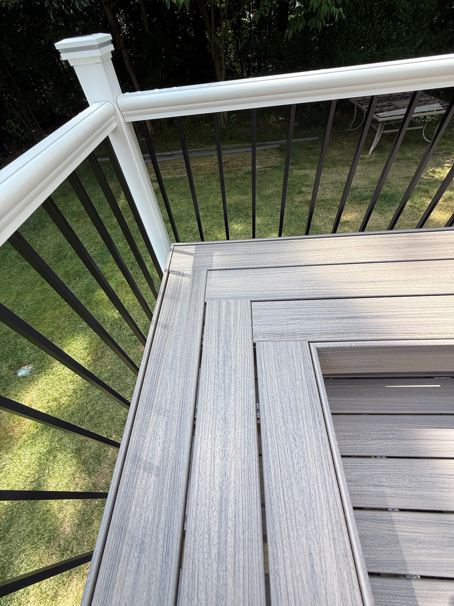 Deck Jlmsign Complete - Photo 15