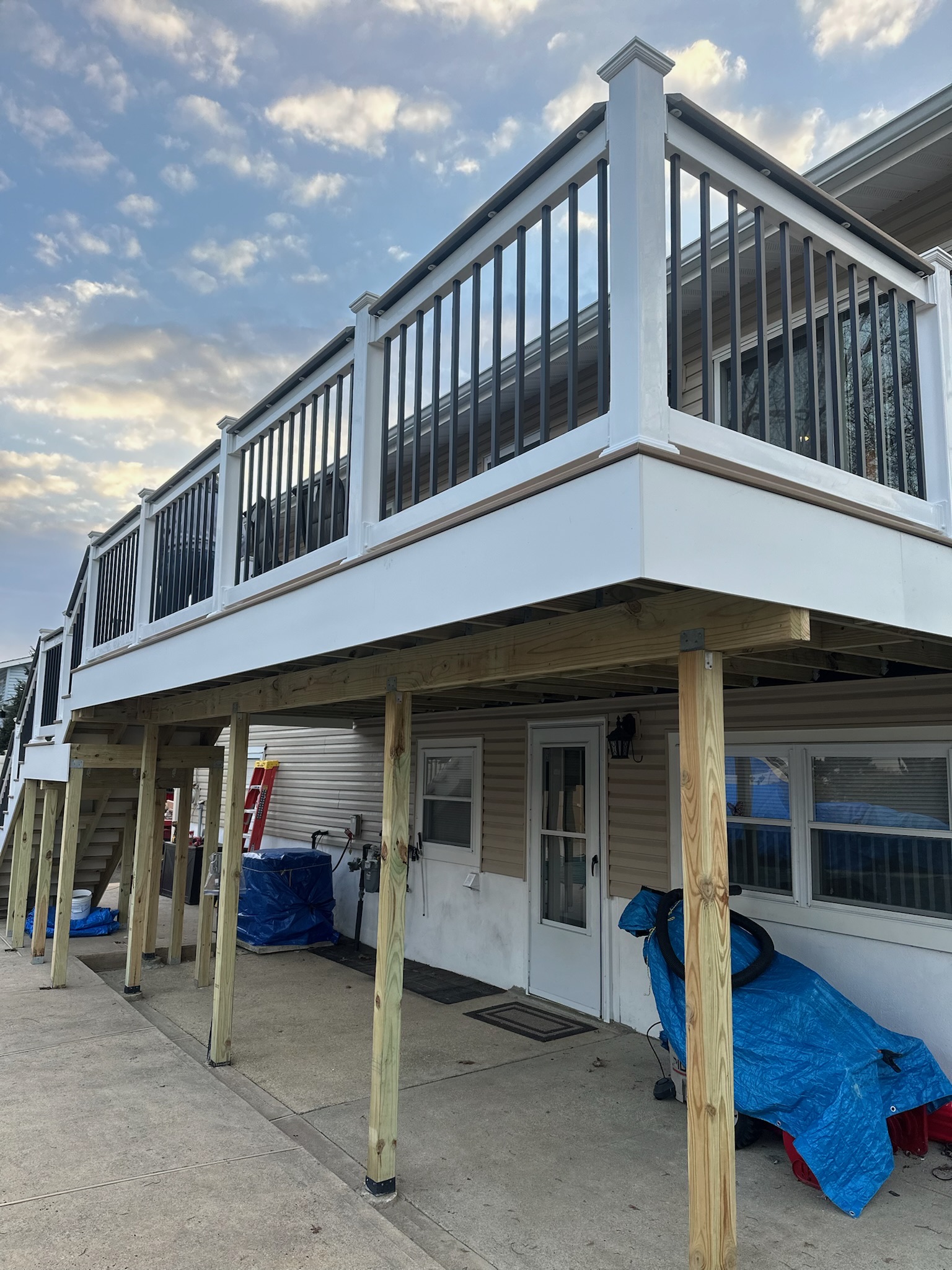 Deck Pool Whiterailing - Photo 13