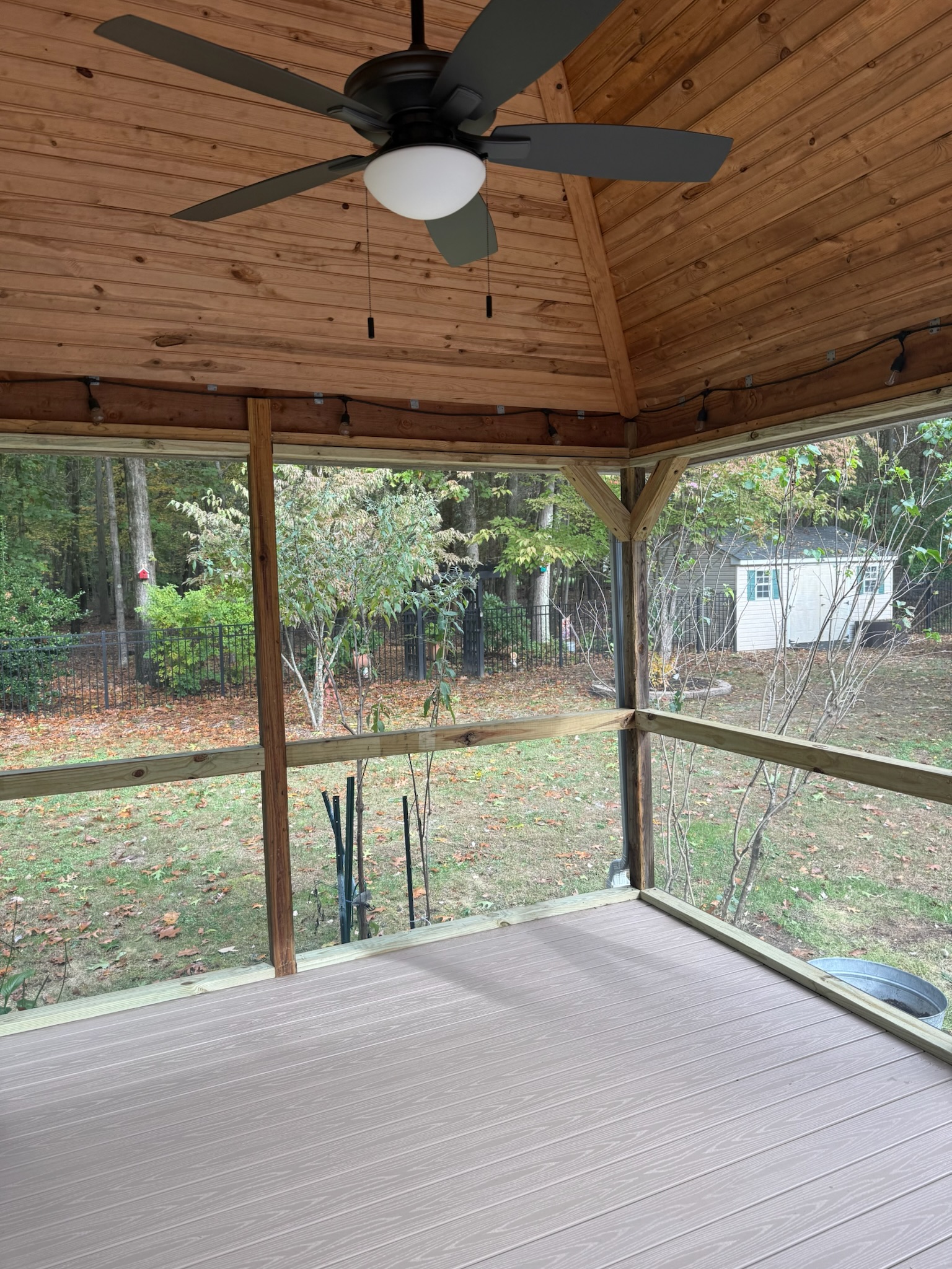 Deck Screenedporch - Photo 42