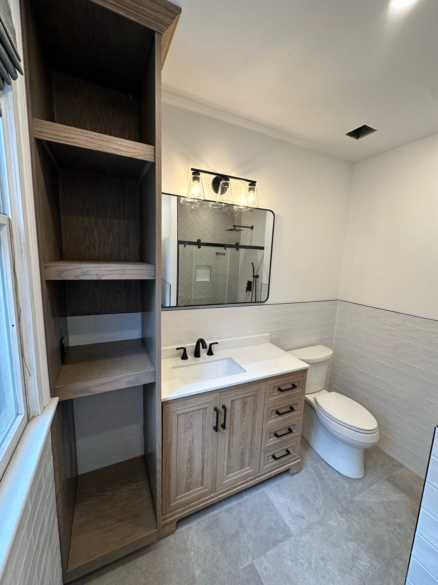 Interior Flooring Fireplace - Photo 9