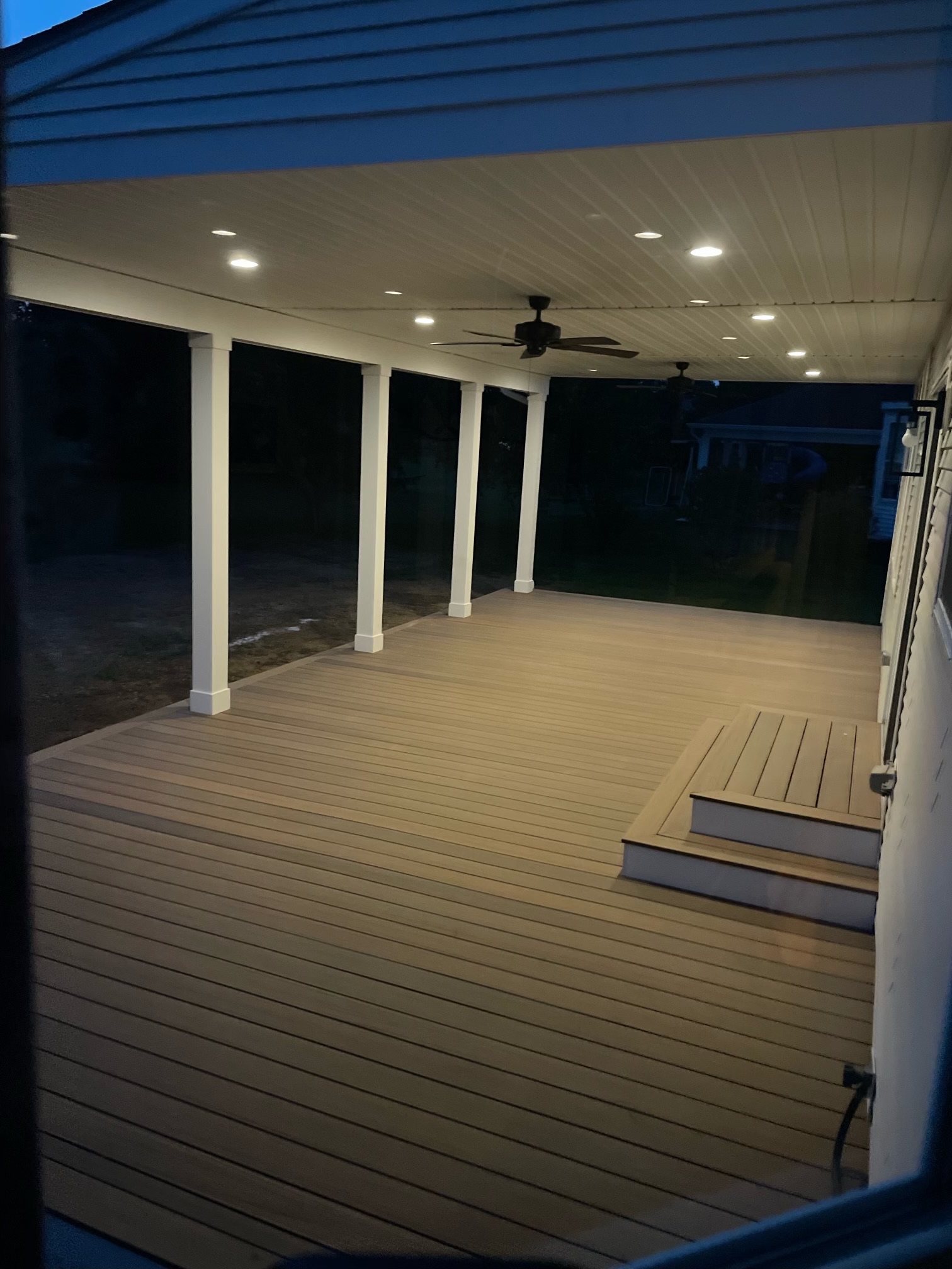Interior Screenedporch Night