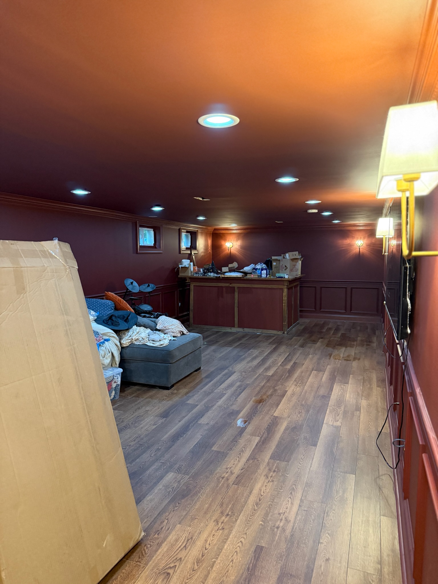 Kitchen Whitecabinets Island - Photo 2