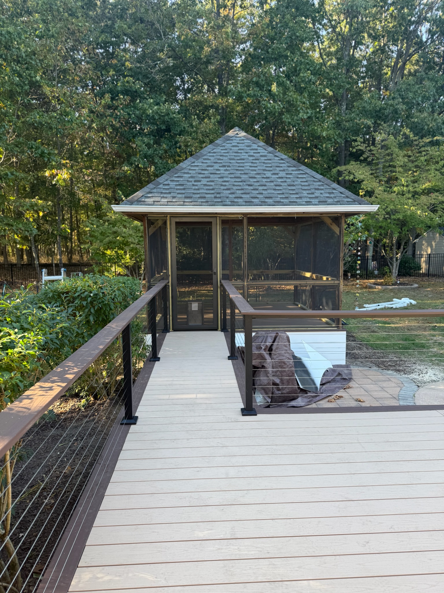 Gazebo Screened Black - Photo 6