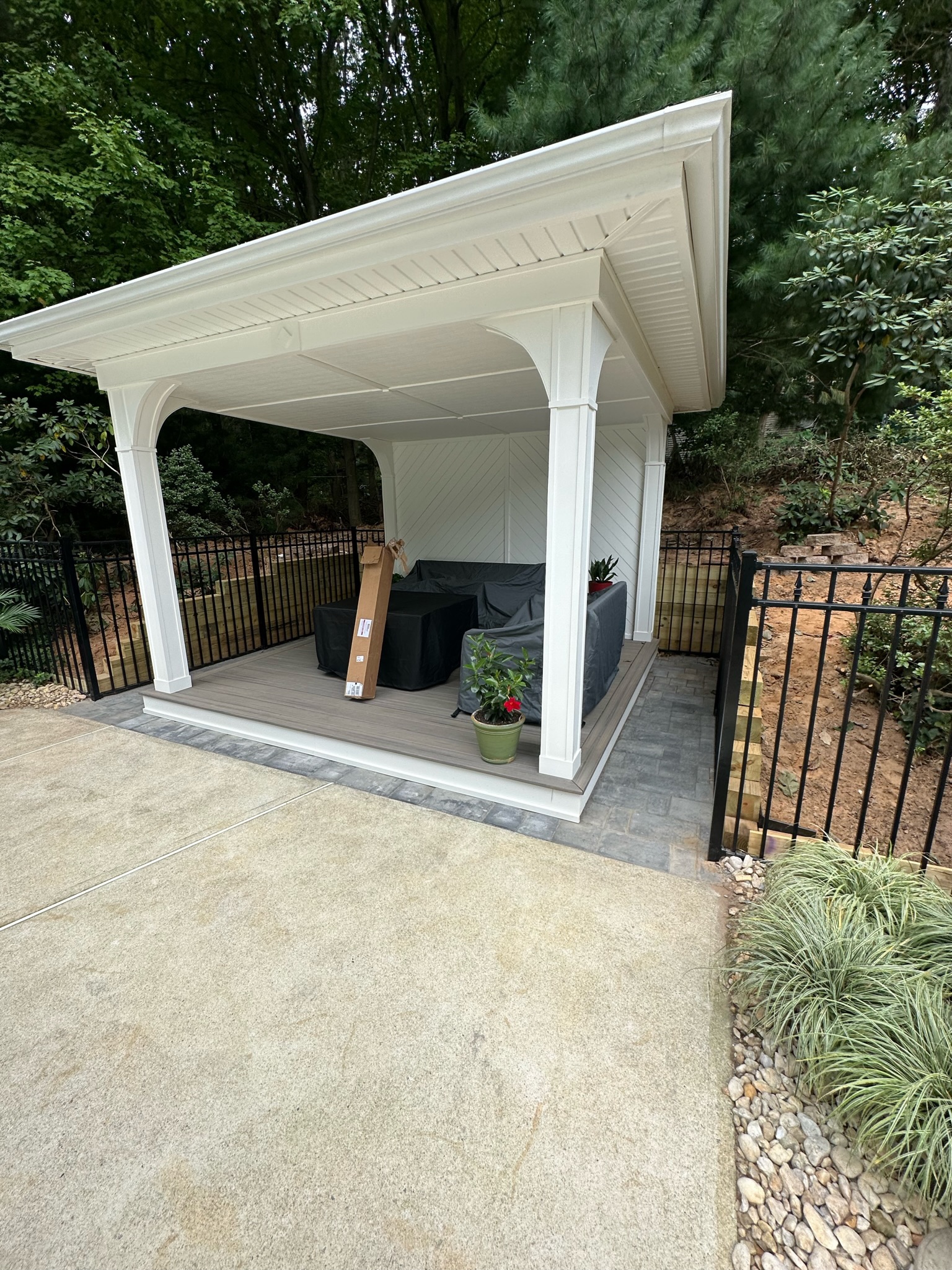 Pavilion White Backyard - Photo 3